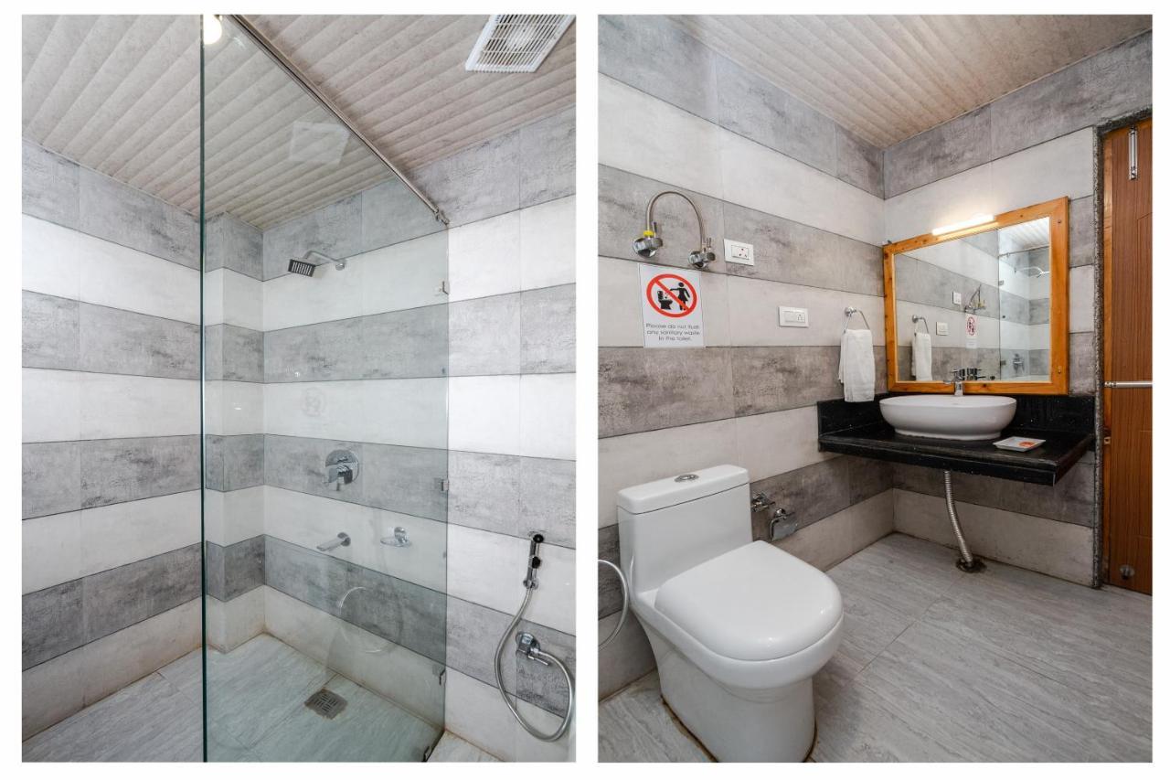 Vaibhav regency Hotell Manāli Exteriör bild